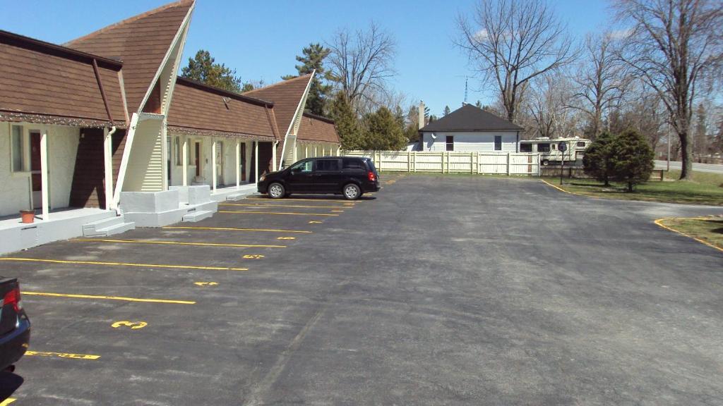 Twin Peaks Motel Napanee Dış mekan fotoğraf
